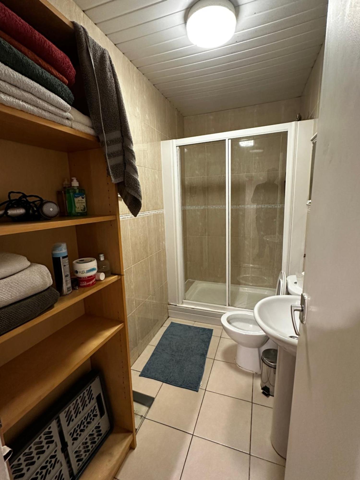 Charming 1-Bedroom Apartment Southfields, Londres Extérieur photo