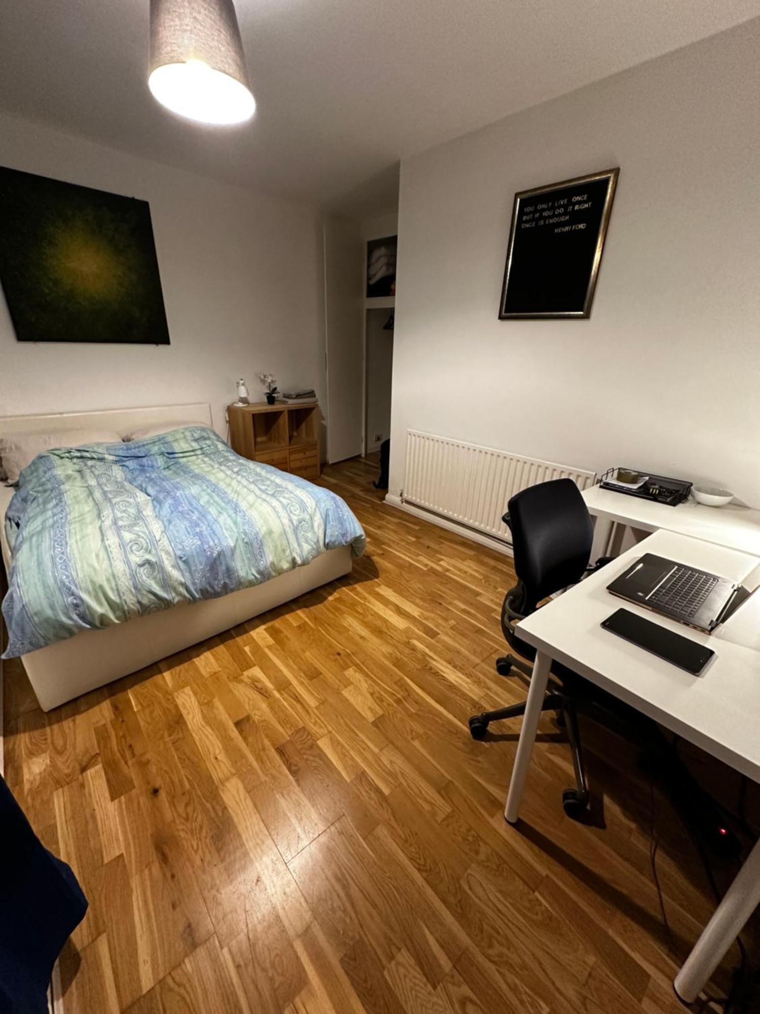 Charming 1-Bedroom Apartment Southfields, Londres Extérieur photo